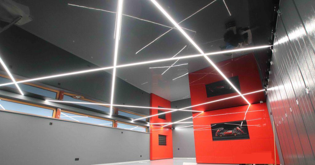 Napínané stropy – designový prvek s funkčním osvětlením
