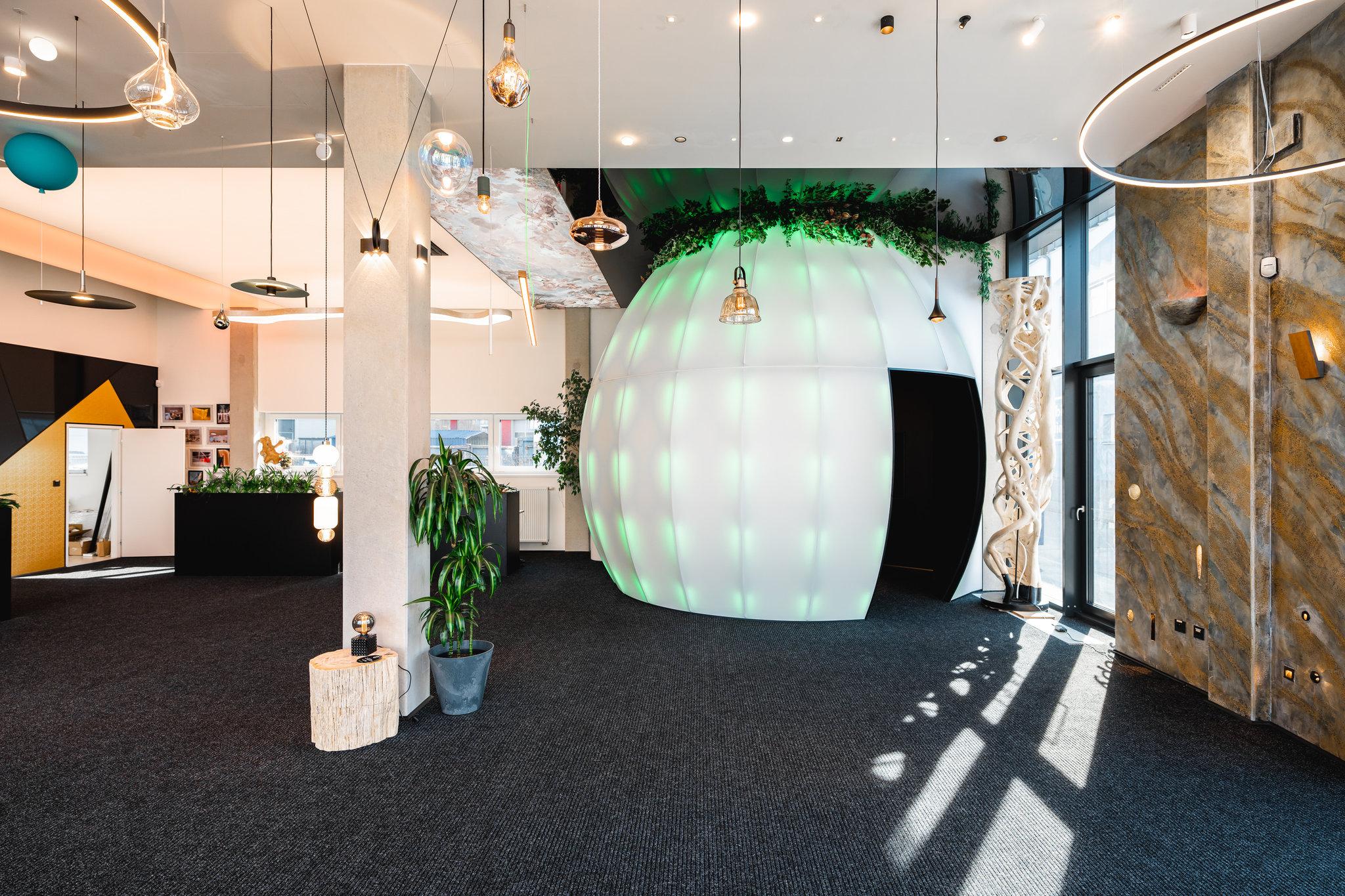 Vlastní studio světelného designu