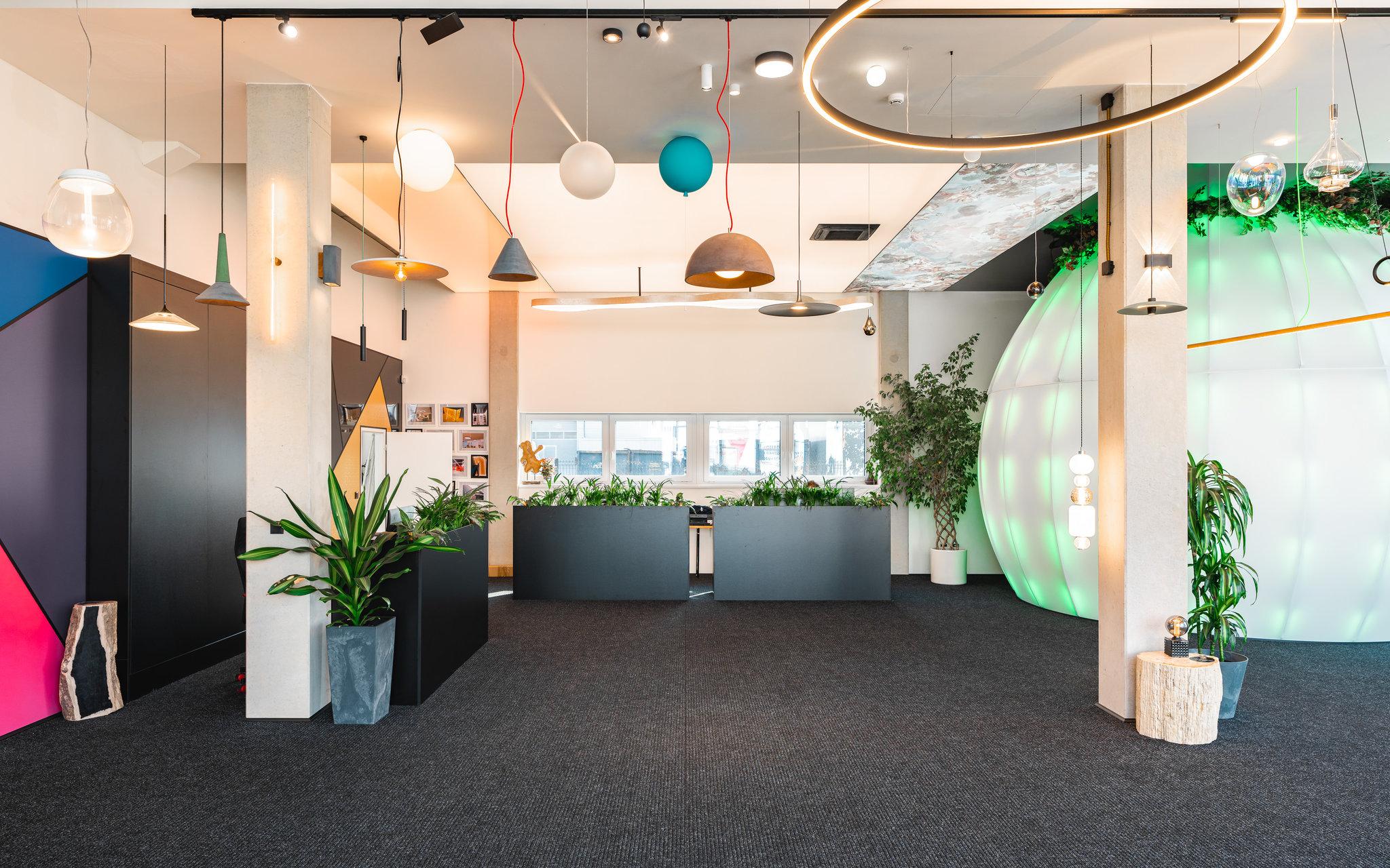 VALMAX showroom — designová svítidla