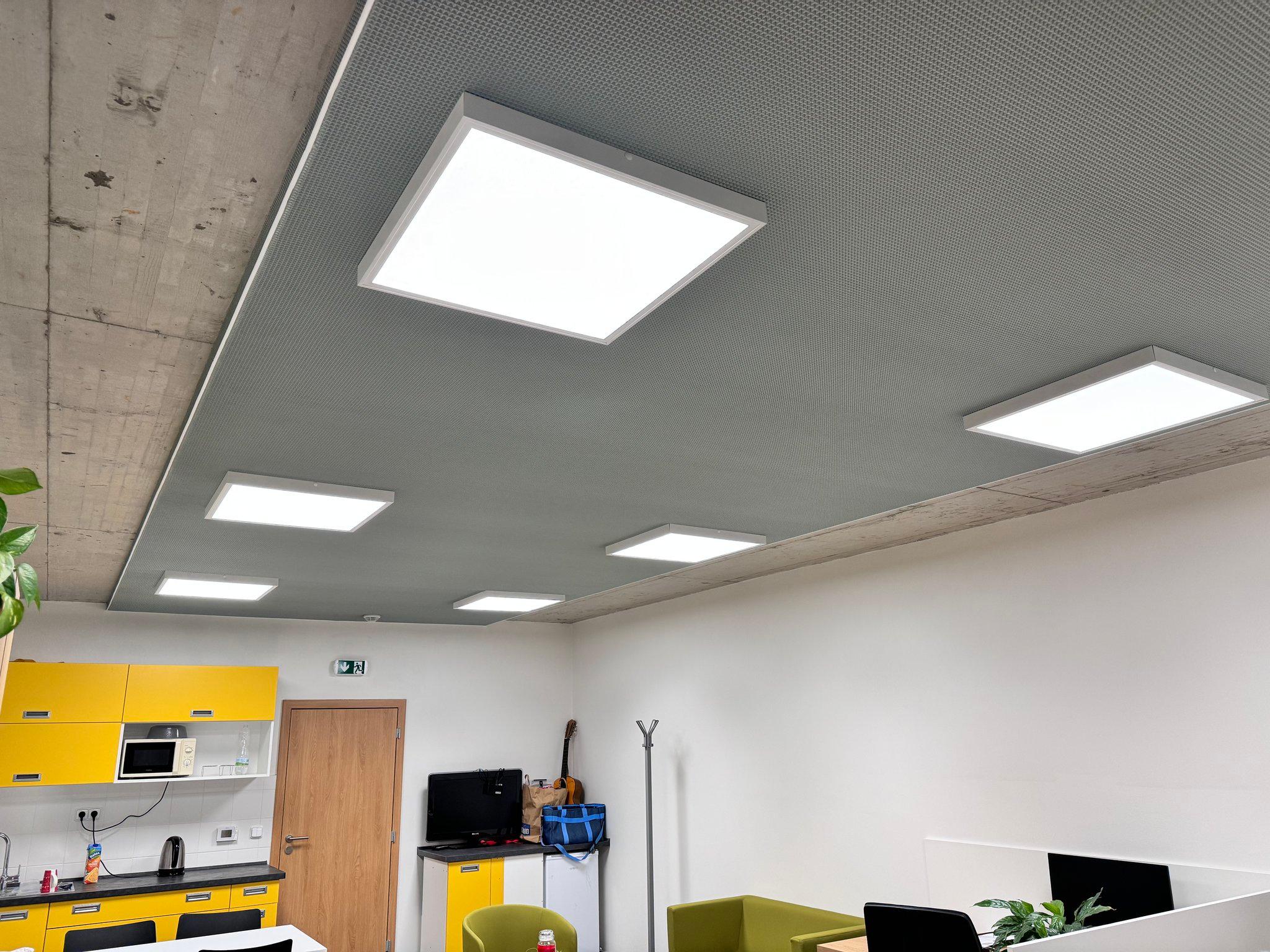 Akustické stěny pro Komunitní centrum v obci Česká — foto 2